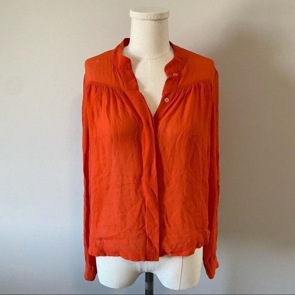 Aritzia Wilfred Silk Button Up Blouse Long Sleeve - Picture 2 of 12